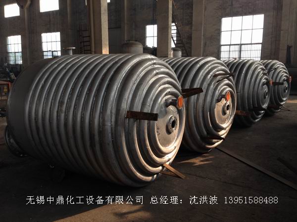 外盘半管加热反应釜 内盘管加热反应釜