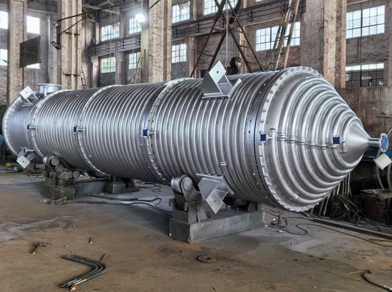 外盘半管式刮板薄膜蒸发器