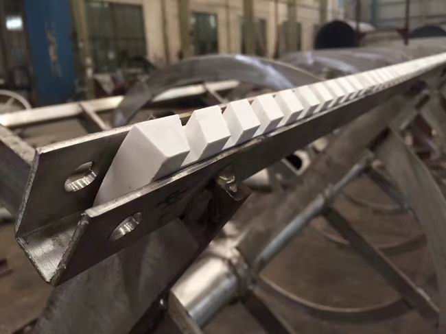 活动刮板式薄膜蒸发器